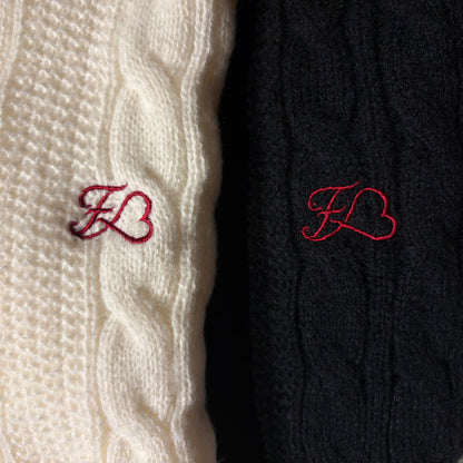 ケーブルニット